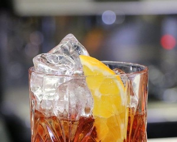 Negroni Sbagliato cocktail